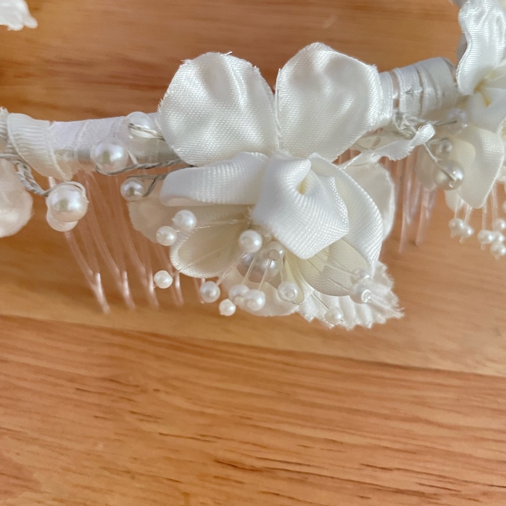 Girl Toddler Princess White Flower Headband Wedding Bridal Hair Accessories - Picture 2 of 5